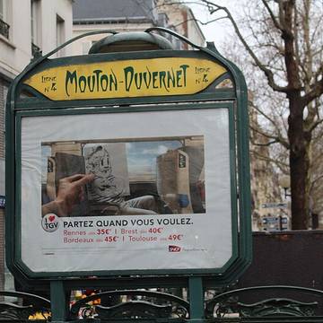 Édicule Guimard de la station Mouton-Duvernet - Paris 14ème