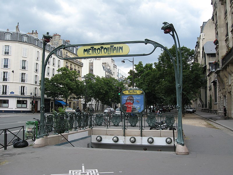 Édicule Guimard de la station Raspail - Paris 14ème