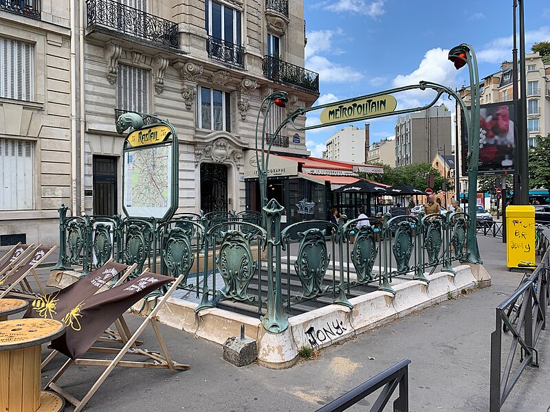 Édicule Guimard de la station Raspail - Paris 14ème