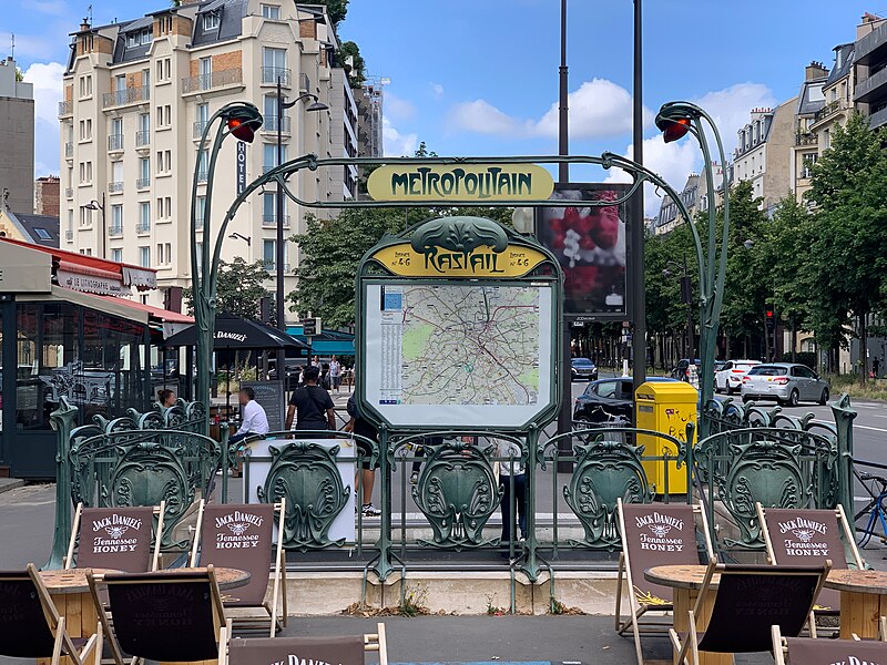 Édicule Guimard de la station Raspail - Paris 14ème