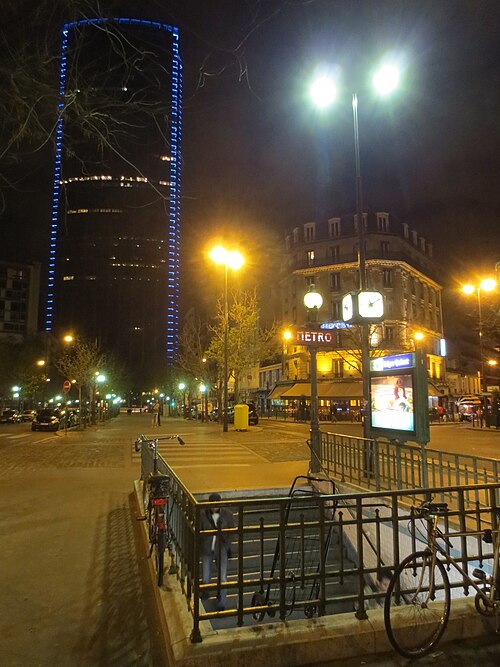 Édicule Guimard de la station Raspail - Paris 14ème