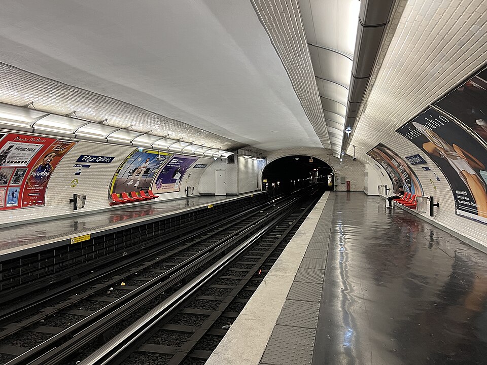 Édicule Guimard de la station Raspail - Paris 14ème