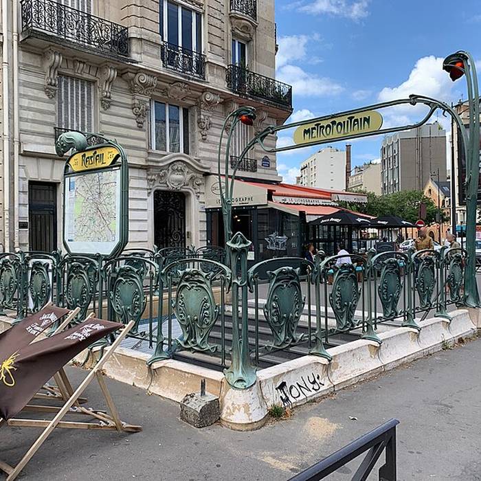Photo de Édicule Guimard de la station Raspail - Paris 14ème