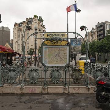 Édicule Guimard de la station Raspail - Paris 14ème
