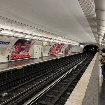 Édicule Guimard de la station Raspail - Paris 14ème