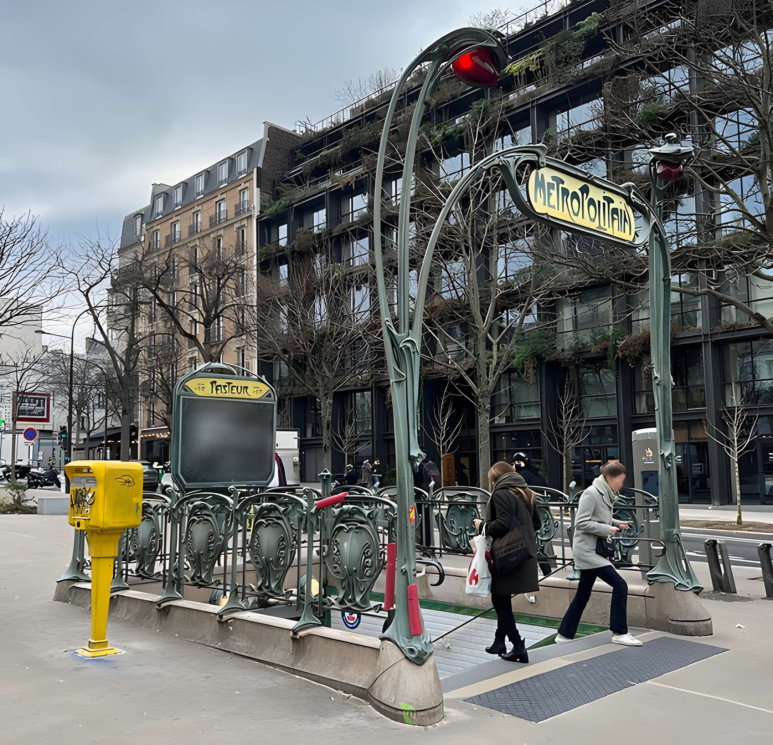 Édicule Guimard de la station Pasteur - Paris 15ème