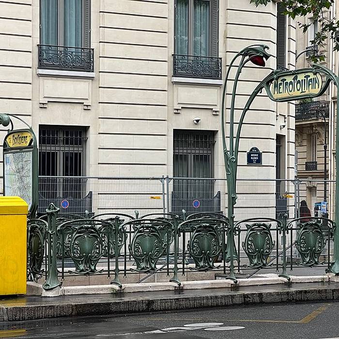 Photo de Édicule Guimard de la station Boissière - Paris 16ème