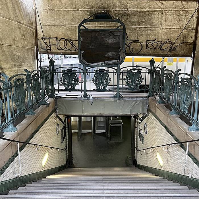 Photo de Édicule Guimard de la station Boissière - Paris 16ème