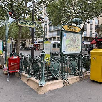 Édicule Guimard de la station Boissière - Paris 16ème