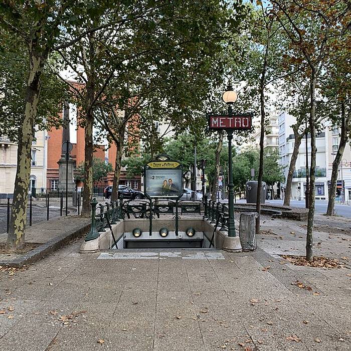 Photo de Édicule Guimard de la station Église-dAuteuil - Paris 16ème