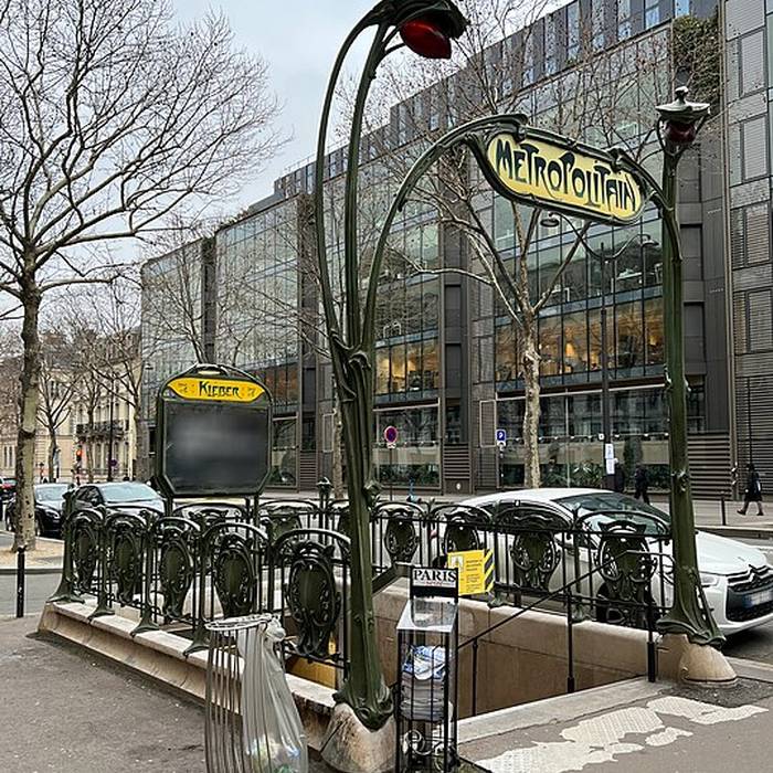 Photo de Édicule Guimard de la station Kléber - Paris 16ème