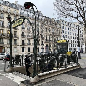 Édicule Guimard de la station Kléber - Paris 16ème