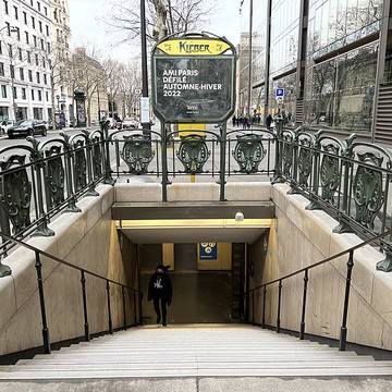Édicule Guimard de la station Kléber - Paris 16ème