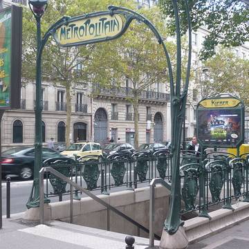Édicule Guimard de la station Kléber - Paris 16ème