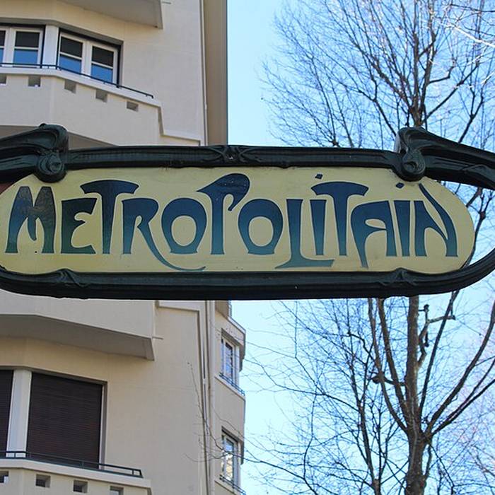 Photo de Édicule Guimard de la station Mirabeau - Paris 16ème