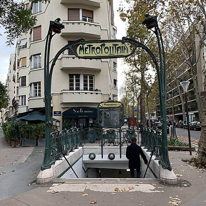Photo de Édicule Guimard de la station Mirabeau - Paris 16ème