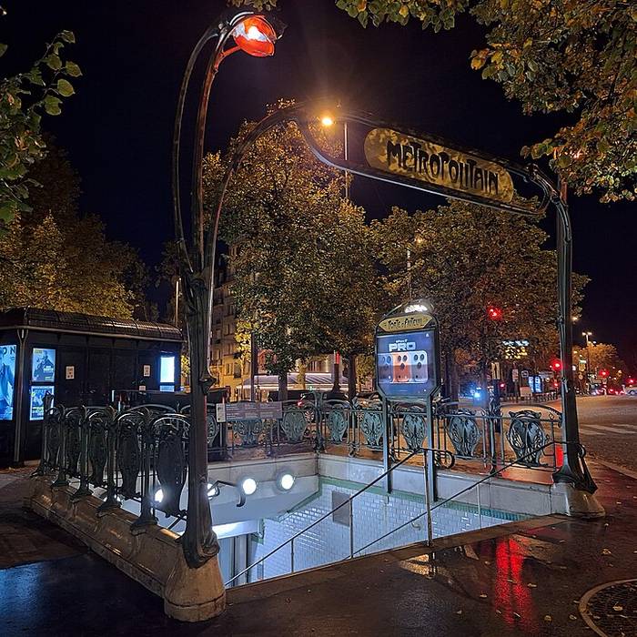 Photo de Édicule Guimard de la station Porte dAuteuil - Paris 16ème