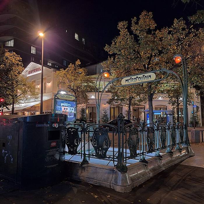 Photo de Édicule Guimard de la station Porte dAuteuil - Paris 16ème