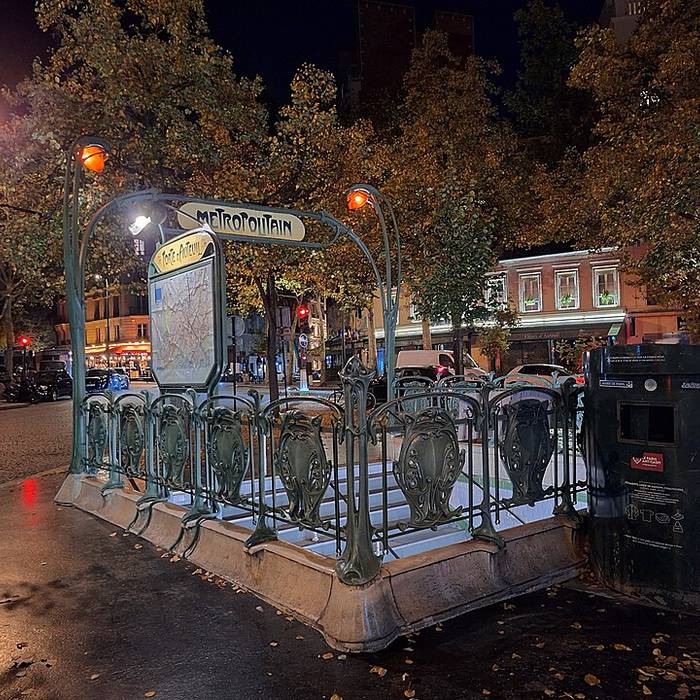 Photo de Édicule Guimard de la station Porte dAuteuil - Paris 16ème
