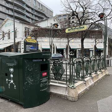 Édicule Guimard de la station Porte dAuteuil - Paris 16ème