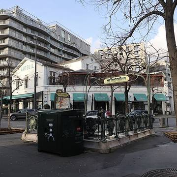 Édicule Guimard de la station Porte dAuteuil - Paris 16ème