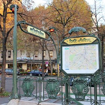 Édicule Guimard de la station Porte dAuteuil - Paris 16ème