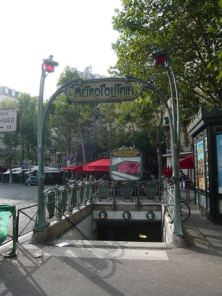 Photo de Édicule Guimard de la station Victor-Hugo - Paris 16ème
