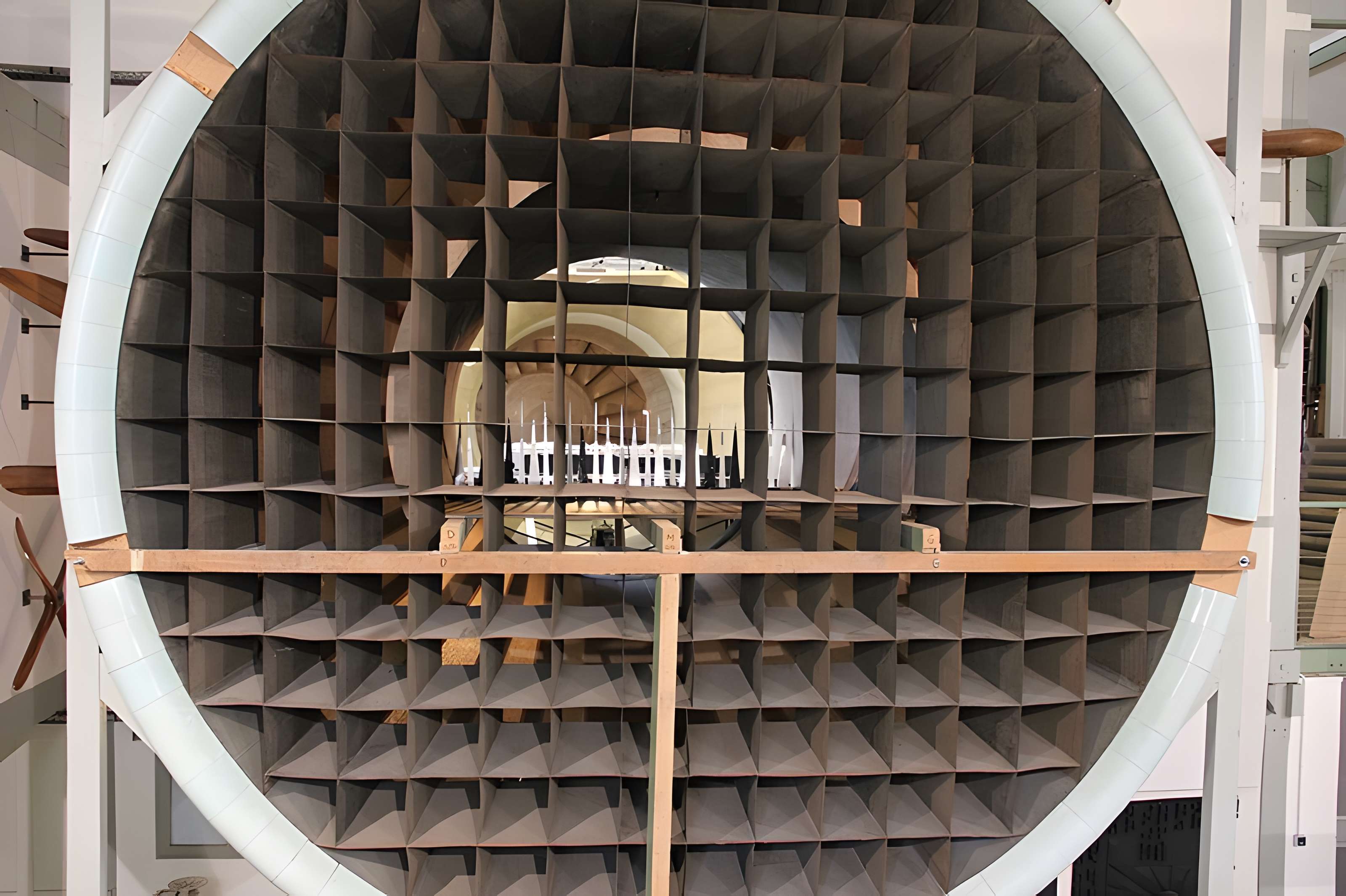 Laboratoire d'aérodynamisme de Gustave Eiffel - Paris 16ème