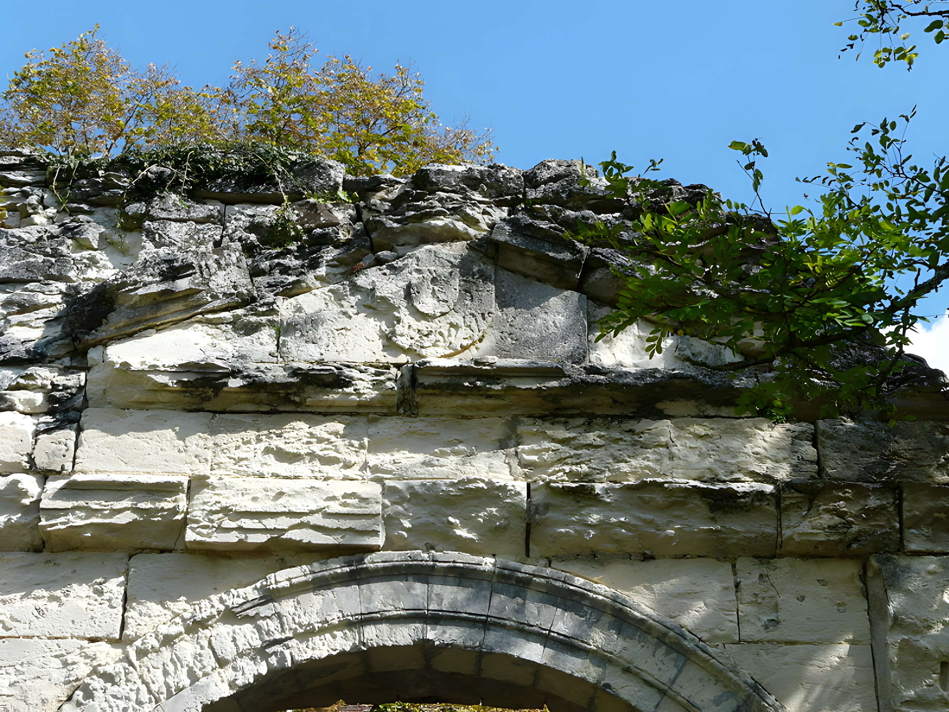 Château de Mauriac à Douzillac