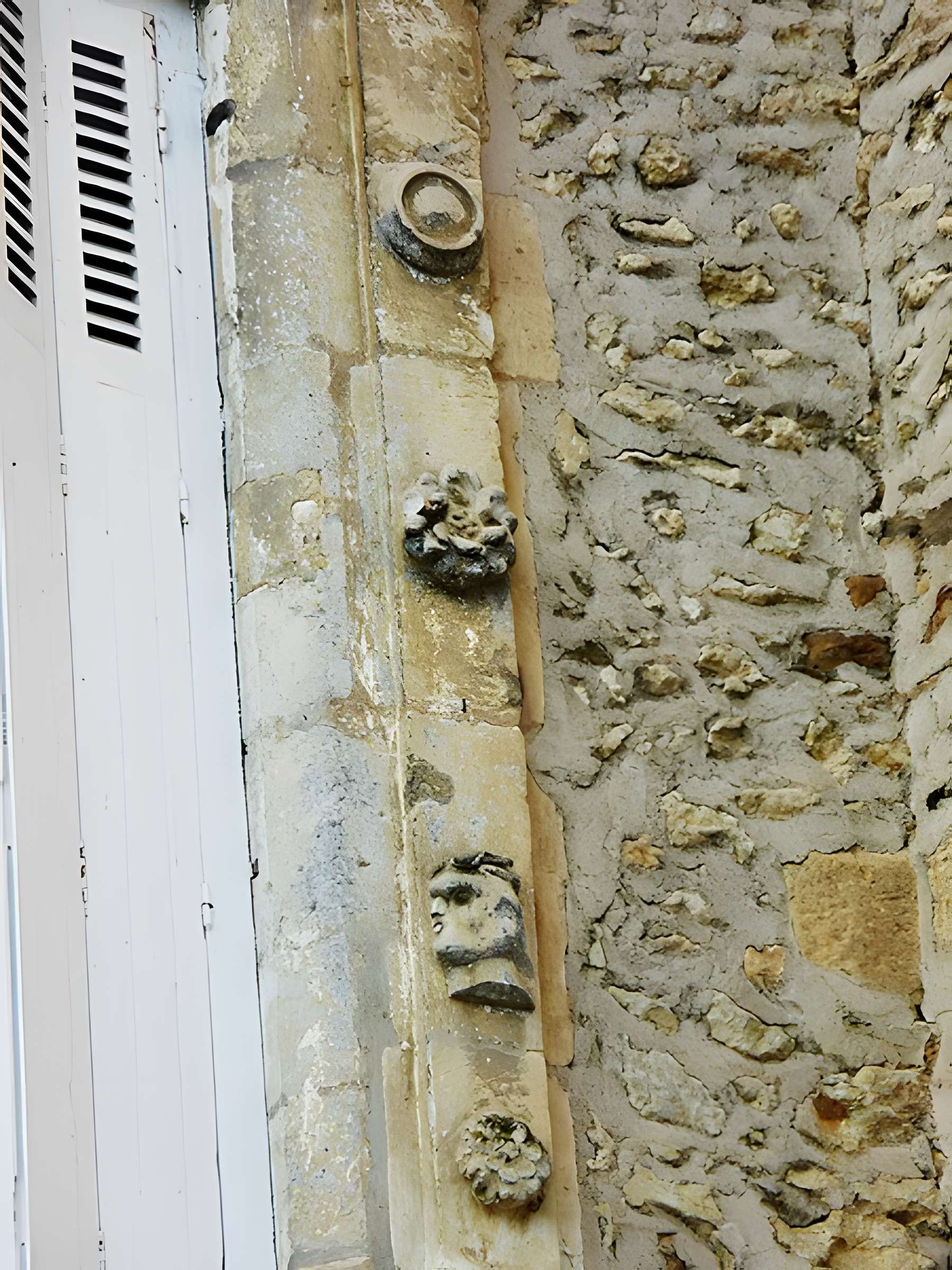 Château de Mauriac à Douzillac