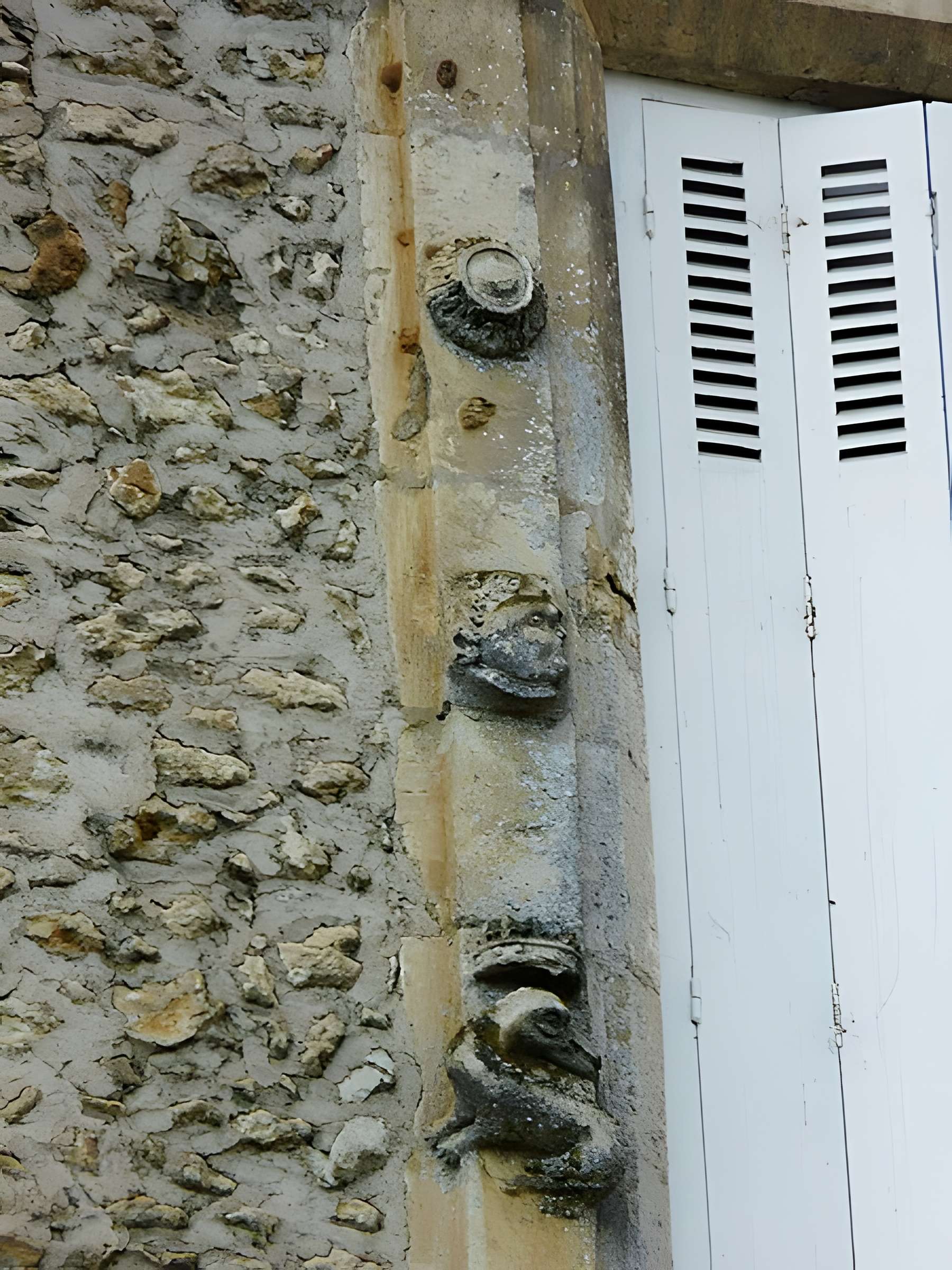 Château de Mauriac à Douzillac