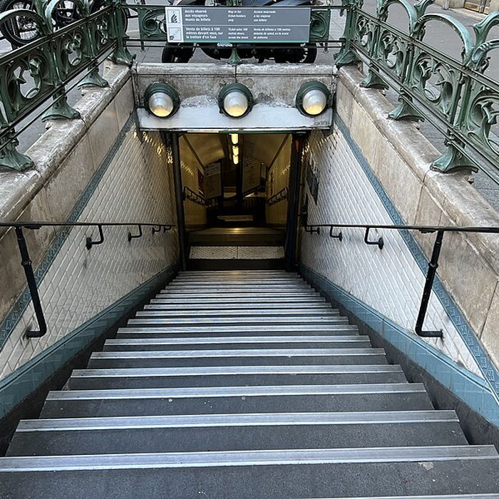 Photo de Édicule Guimard de la station Monceau - Paris 17ème