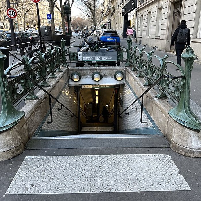 Photo de Édicule Guimard de la station Monceau - Paris 17ème