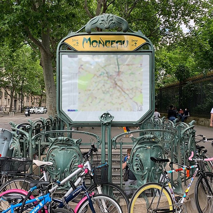 Photo de Édicule Guimard de la station Monceau - Paris 17ème