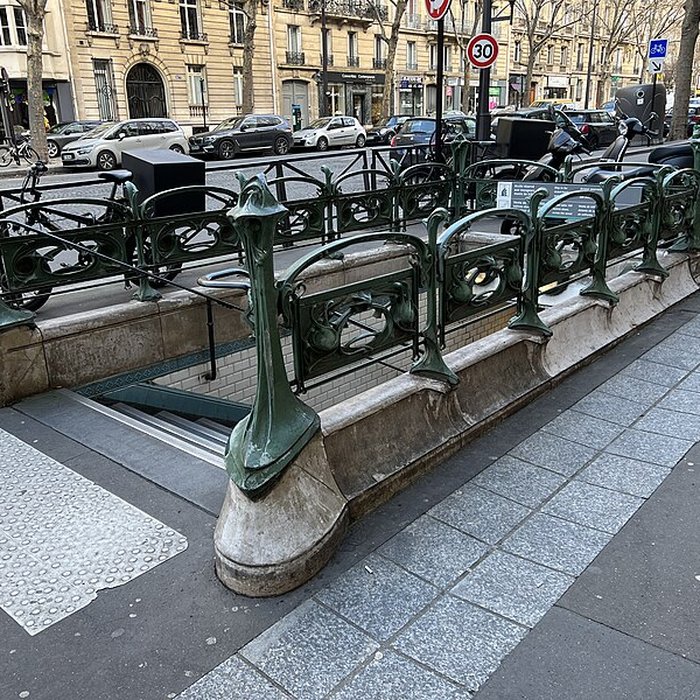 Photo de Édicule Guimard de la station Monceau - Paris 17ème