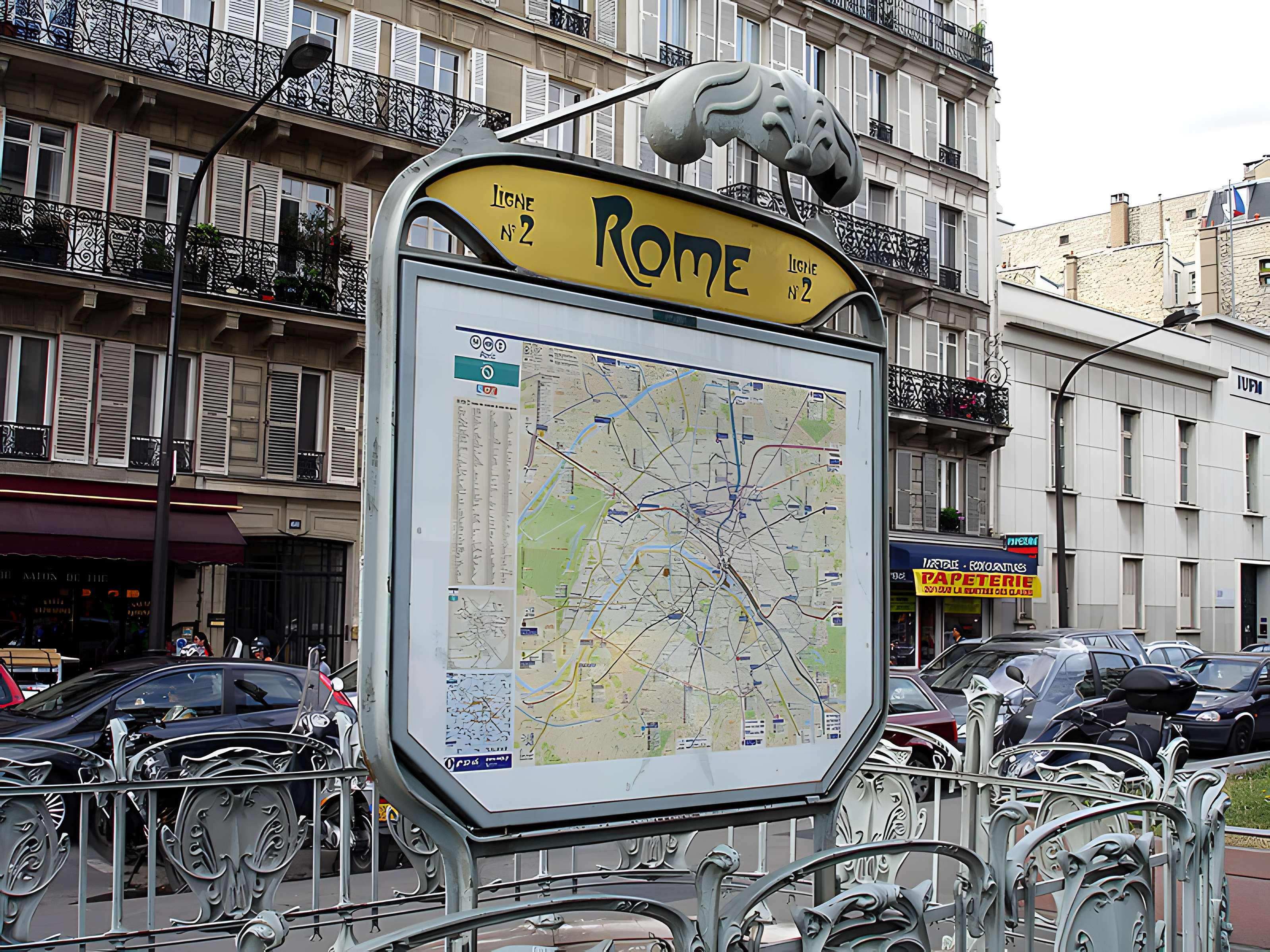 Édicule Guimard de la station Monceau - Paris 17ème