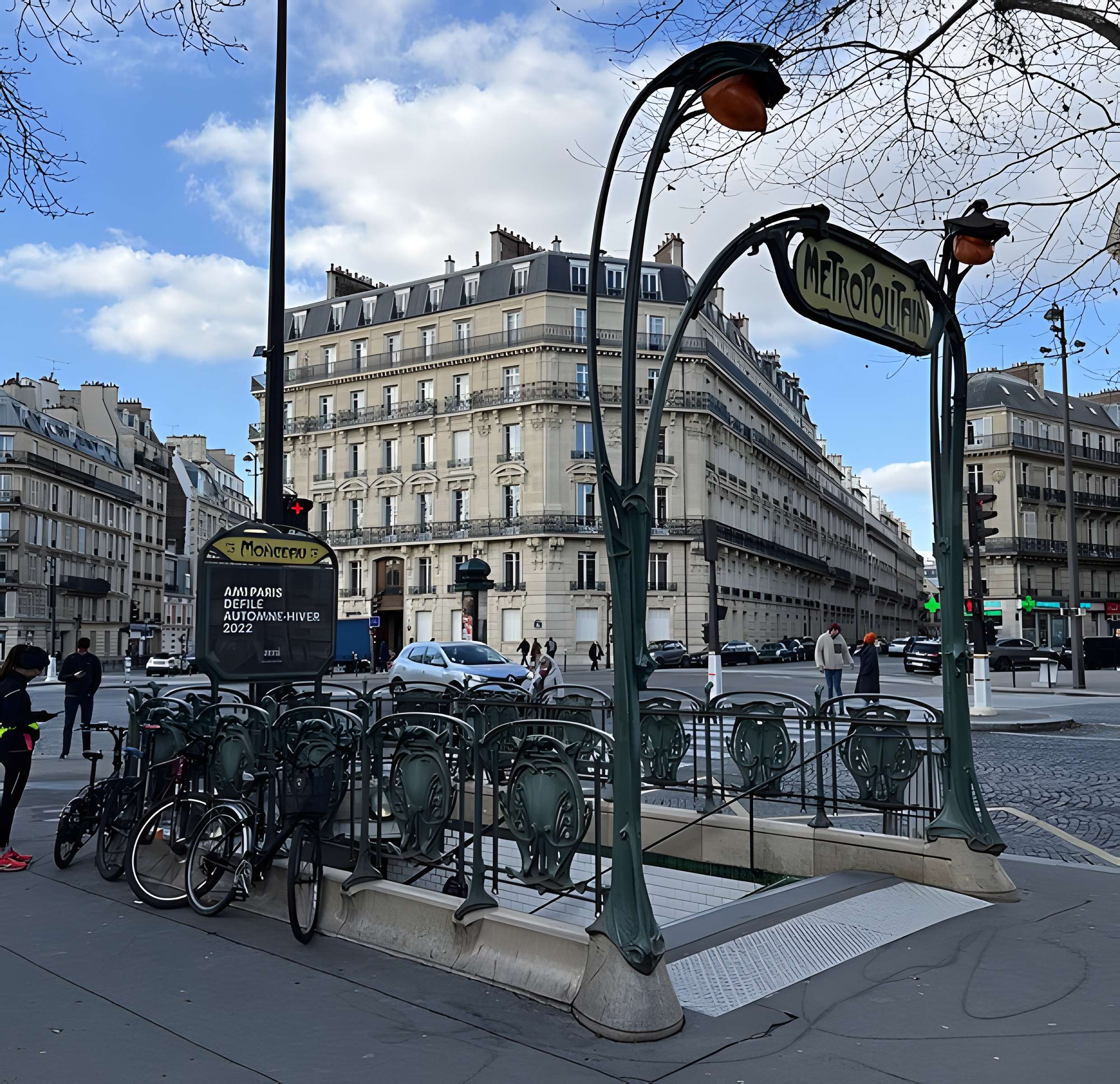 Édicule Guimard de la station Monceau - Paris 17ème