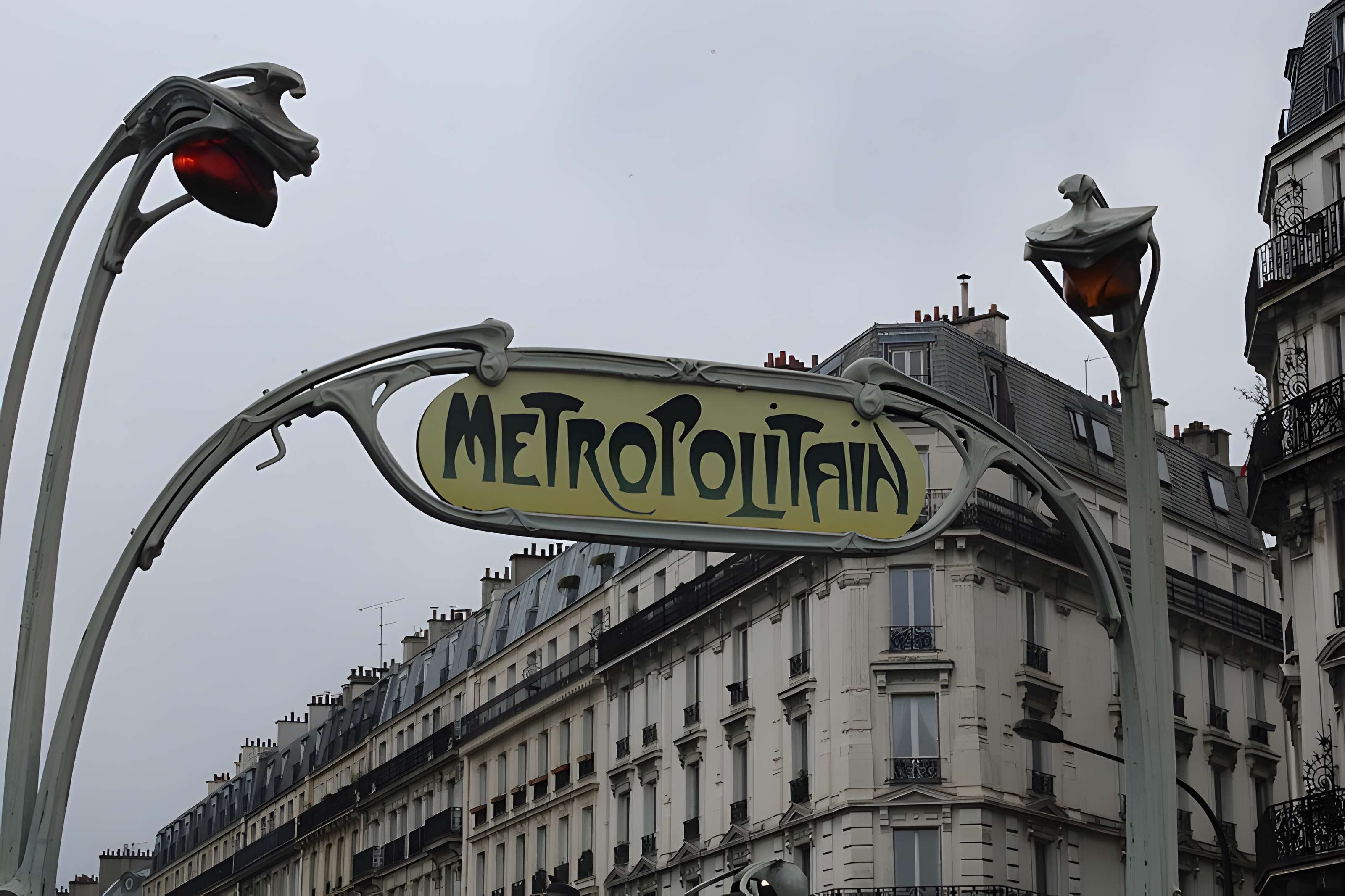 Édicule Guimard de la station Monceau - Paris 17ème