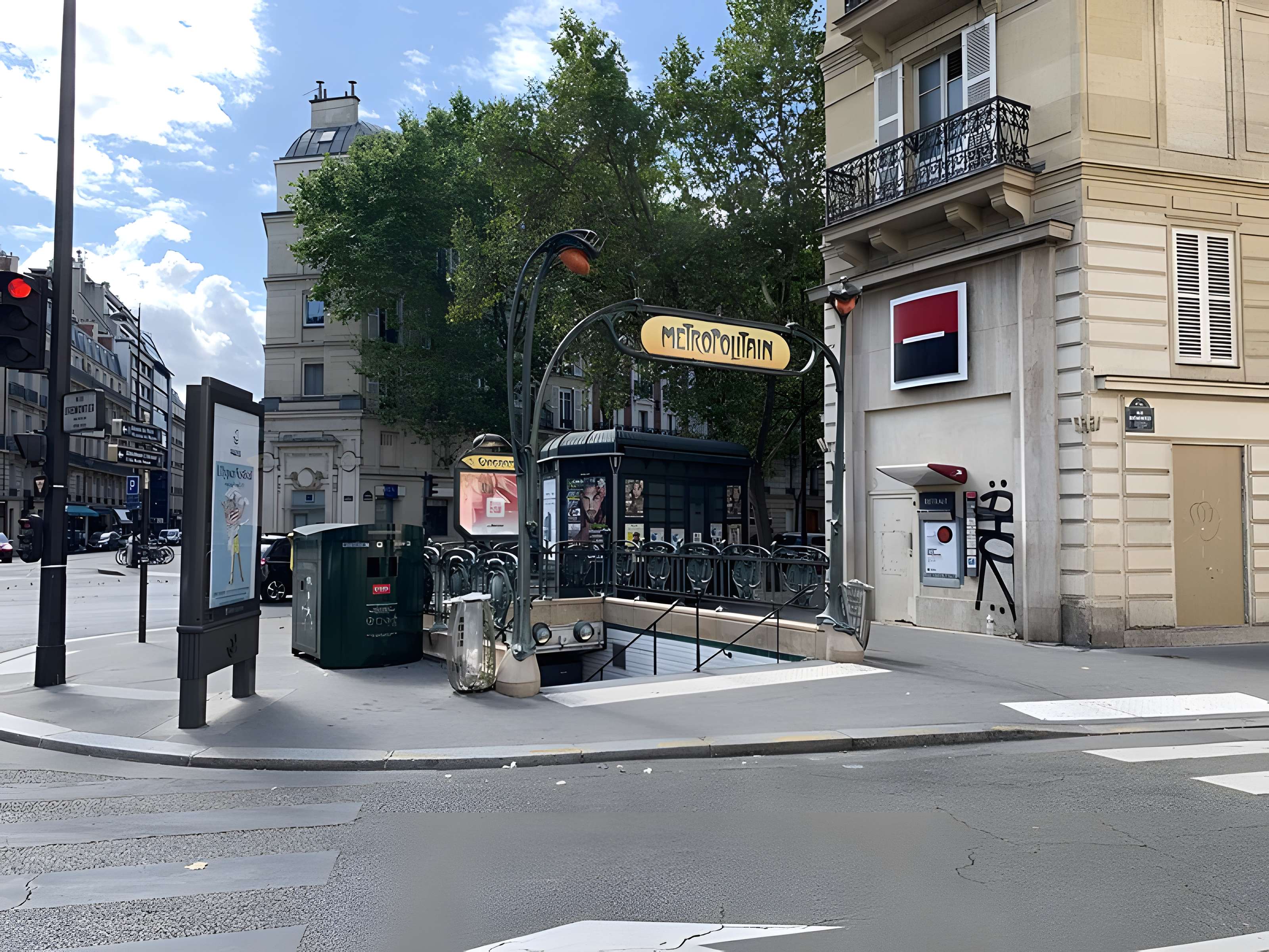 Édicule Guimard de la station Monceau - Paris 17ème