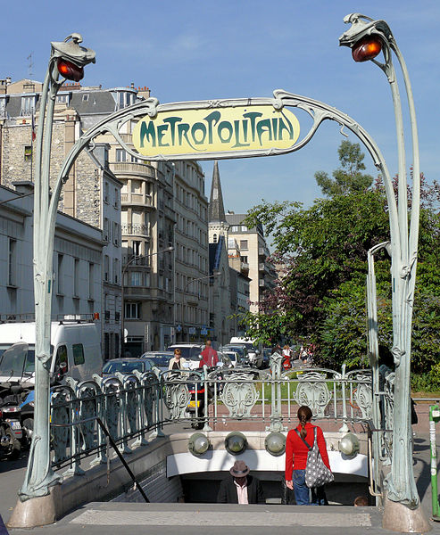 Édicule Guimard de la station Rome - Paris 17ème