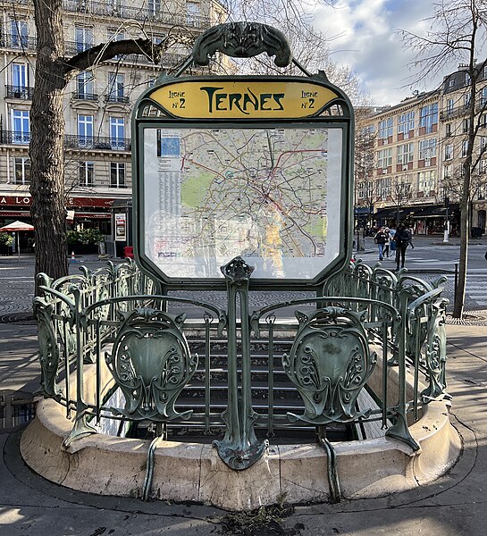 Édicule Guimard de la station Ternes - Paris 17ème
