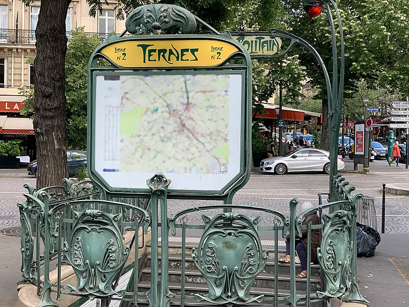 Édicule Guimard de la station Ternes - Paris 17ème