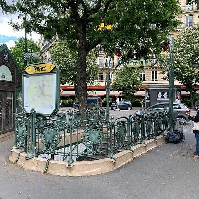 Photo de Édicule Guimard de la station Ternes - Paris 17ème