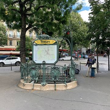 Édicule Guimard de la station Ternes - Paris 17ème