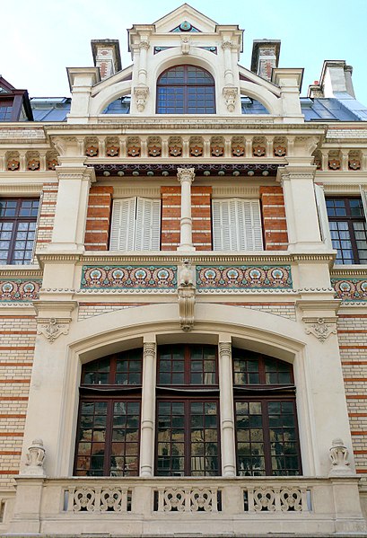 Lycée professionnel de haute couture et d'esthétique - Paris 17ème