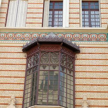Lycée professionnel de haute couture et desthétique - Paris 17ème