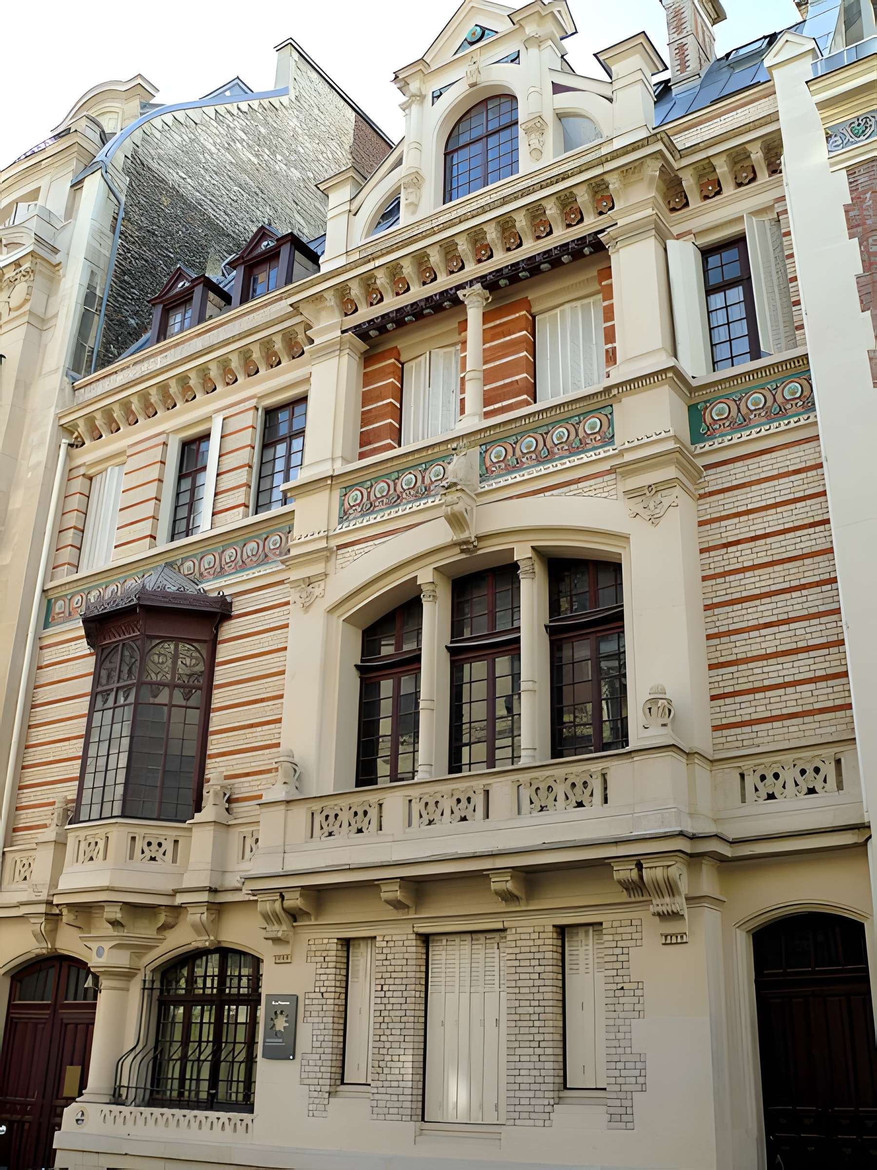 Lycée professionnel de haute couture et d'esthétique - Paris 17ème 