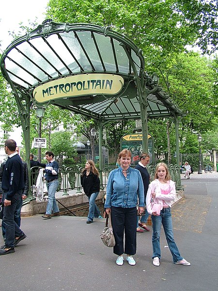 Édicule Guimard de la station Abbesses - Paris 18ème