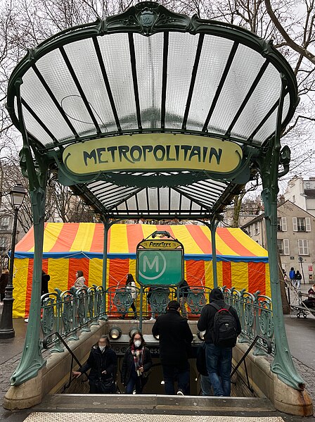 Édicule Guimard de la station Abbesses - Paris 18ème
