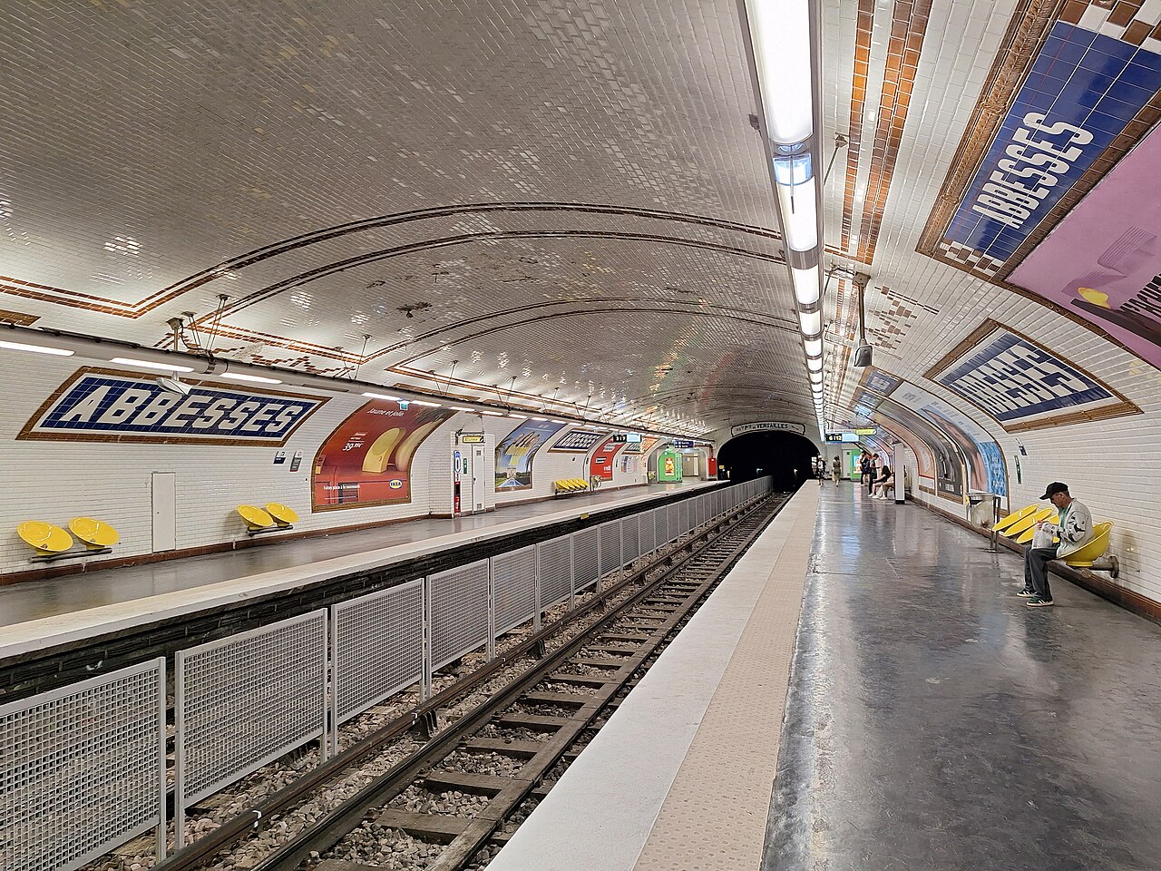 Édicule Guimard de la station Abbesses - Paris 18ème